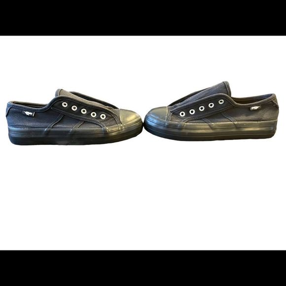 Rocket Dog Shoes - Rocket dog, size 6 1/2, black